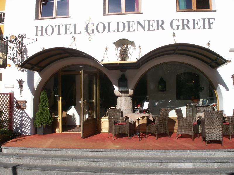 Hotel Goldener Greif Kitzbühel Exterior foto